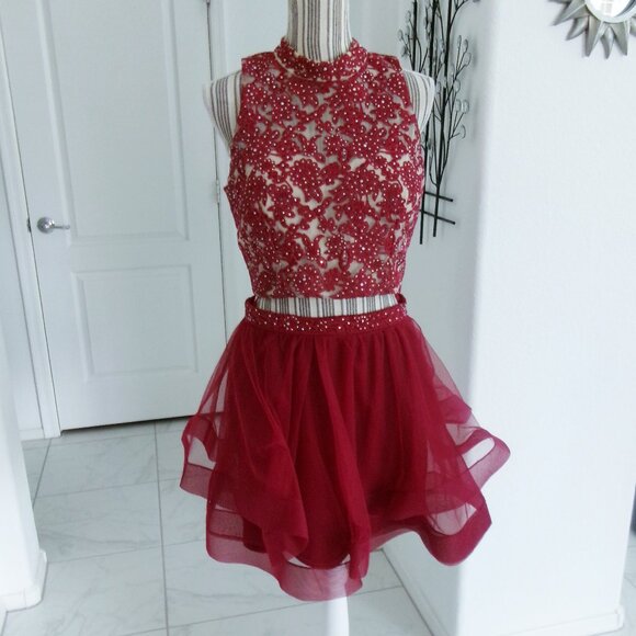 Jodi Kristoper 2 Piece Cropped Skirt Set Cranberry Red Sparkly Formal  11 / M - Picture 1 of 15